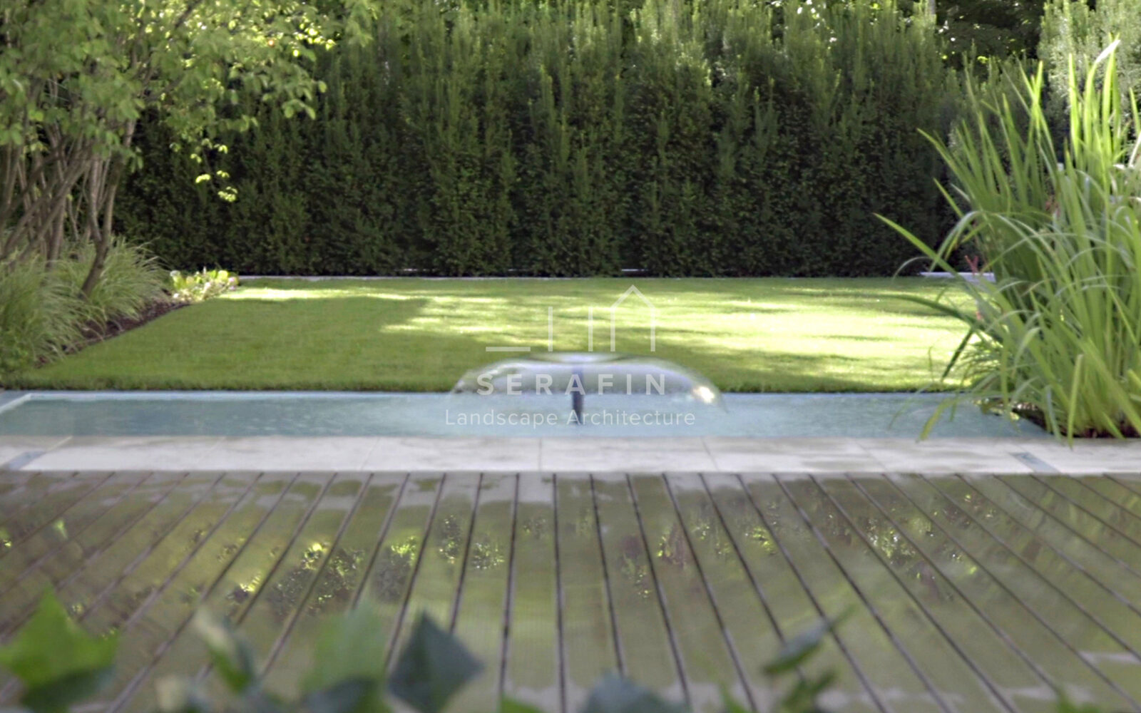 giardino privato con specchio d'acqua - 5