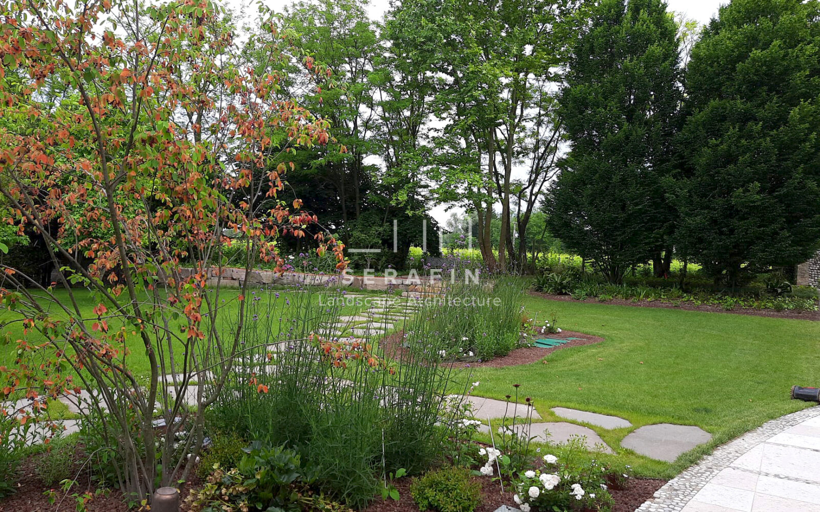 Creation of a luxury garden with swimming pool and furniture in Vittorio Veneto